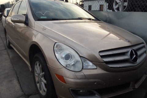 Mercedes Benz R350